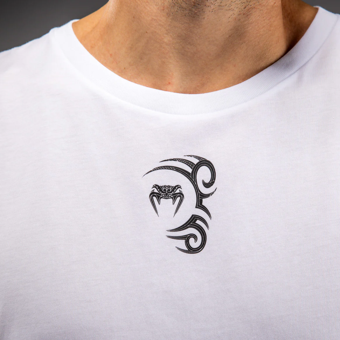 Venum x Mike Tyson Tiger Camiseta Sin Mangas - Blanco Óptico - Image 5