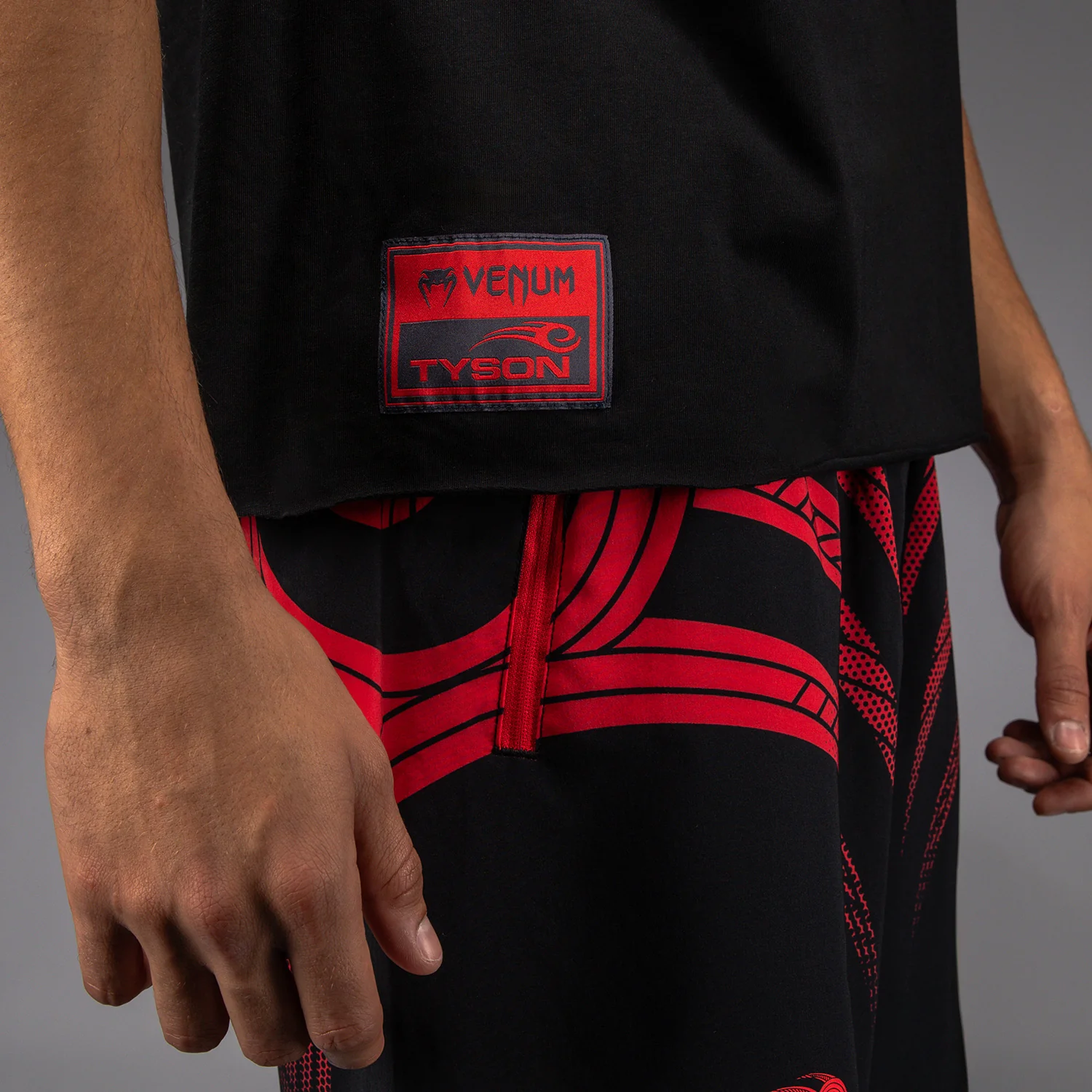 Venum x Mike Tyson Tiger Camiseta Sin Mangas - Negro Intenso - Image 6
