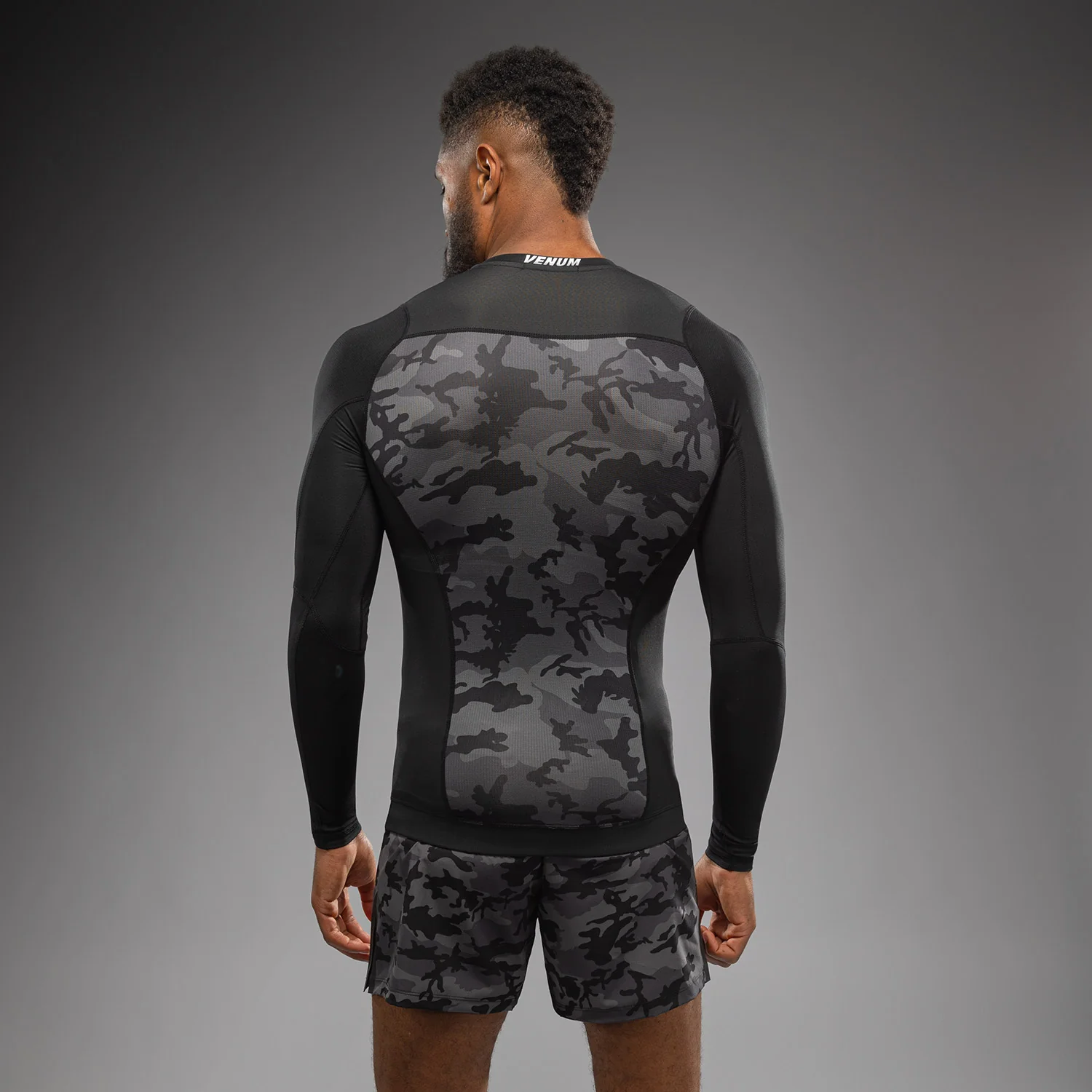 Venum x Polaris Camiseta de Manga Larga Rashguard - Negro/Gris Tormenta - Image 4