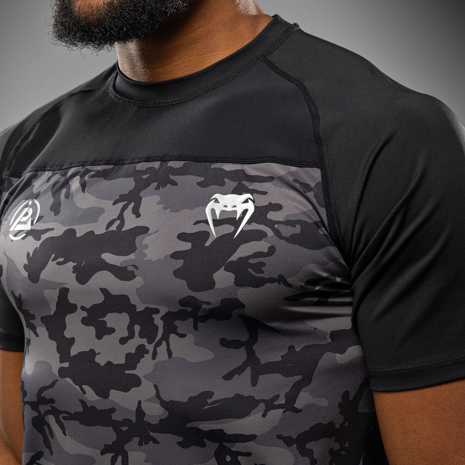 Venum x Polaris Camiseta Dry-Tech - Negro/Gris Tormenta - Image 7