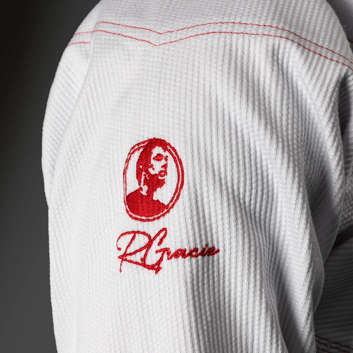 Venum x Roger Gracie Signature Kimono de BJJ - Blanco/Rojo - Image 7
