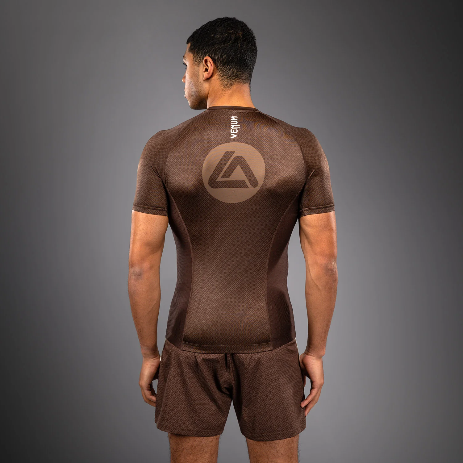 Venum x Roger Gracie Academy Rashguard Manga Corta - Marrón Oscuro