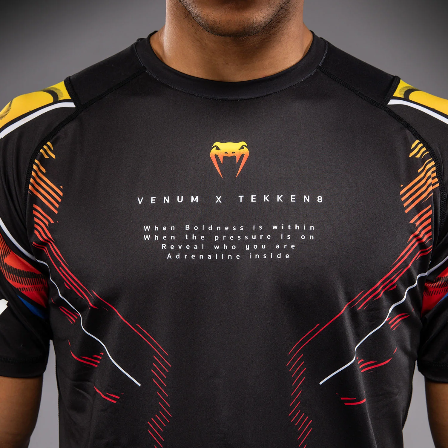 Venum x TEKKEN 8 Camiseta Dry Tech Yoshimitsu - Negro/Naranja - Image 4