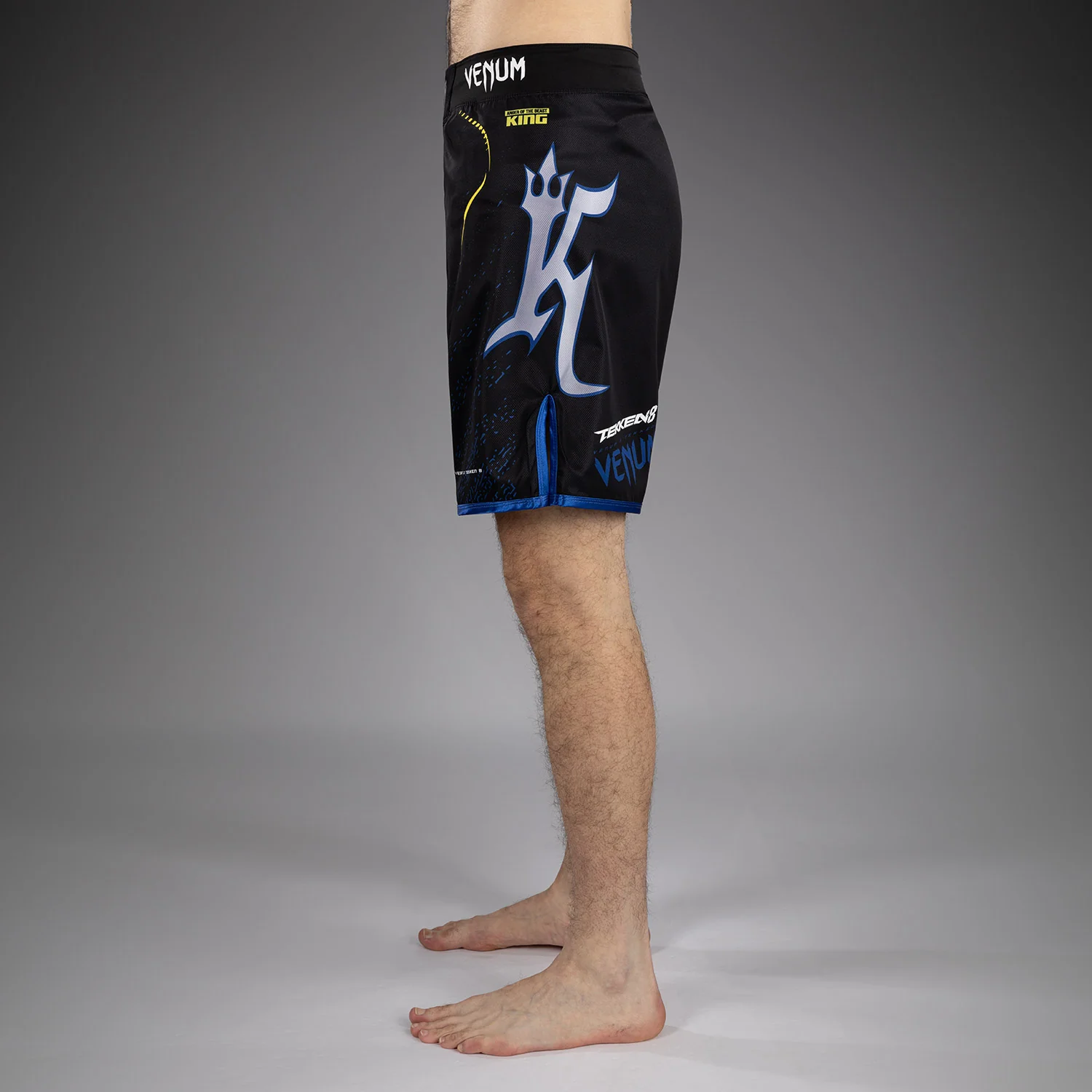 Venum x TEKKEN 8 Short de Combate King - Negro/Amarillo - Image 3
