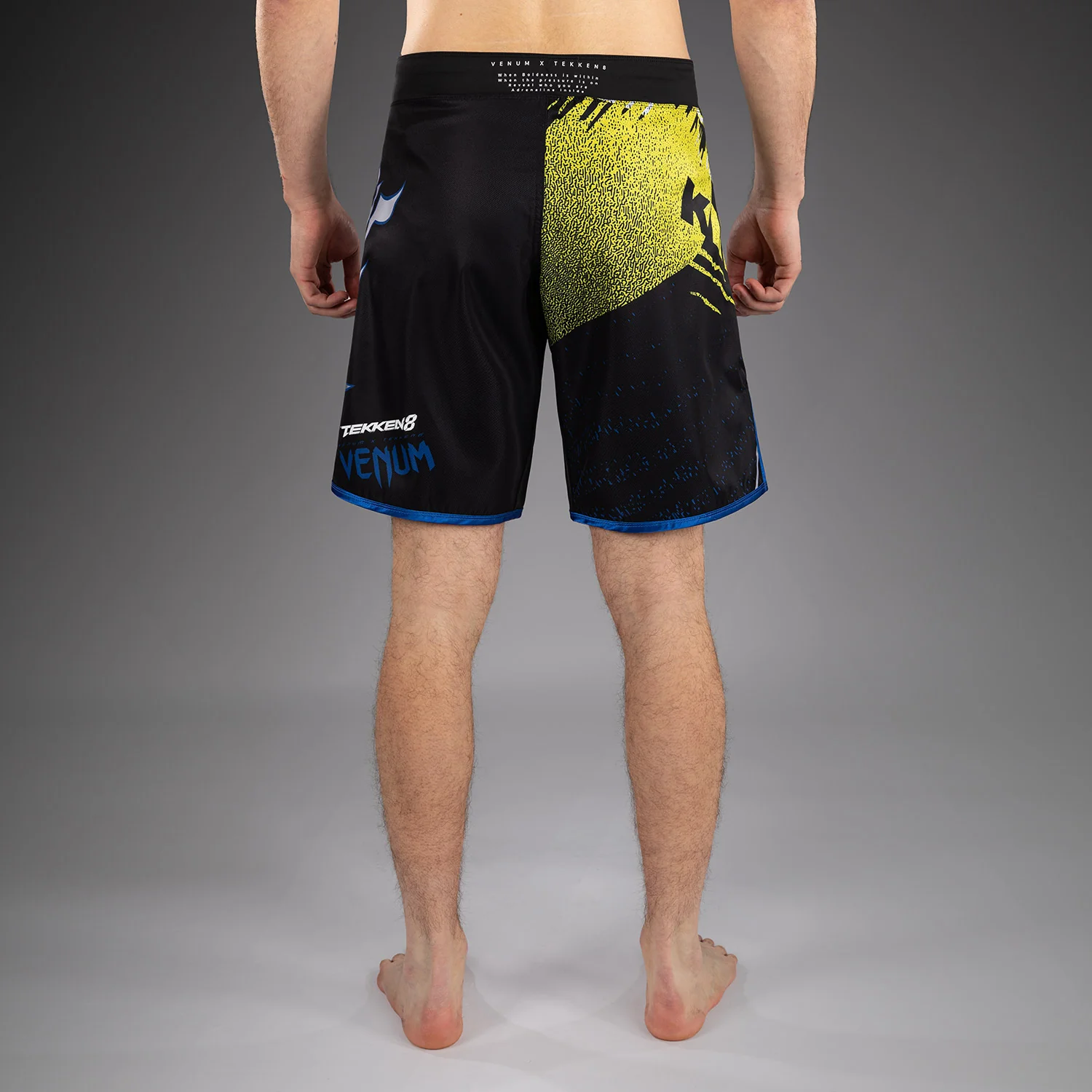 Venum x TEKKEN 8 Short de Combate King - Negro/Amarillo - Image 4