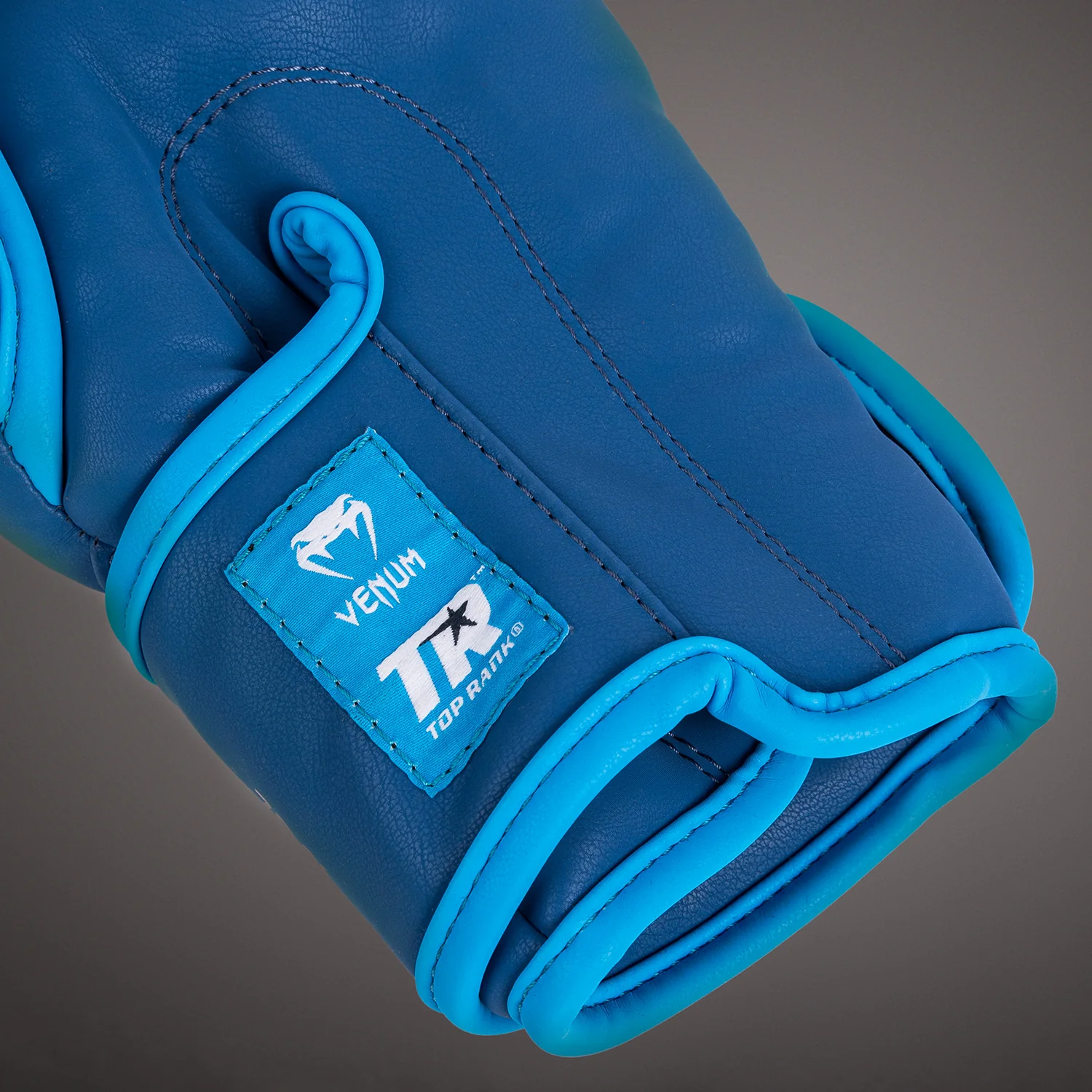Venum x Top Rank Guantes de Boxeo Original Impact - Azul Marino - Image 6