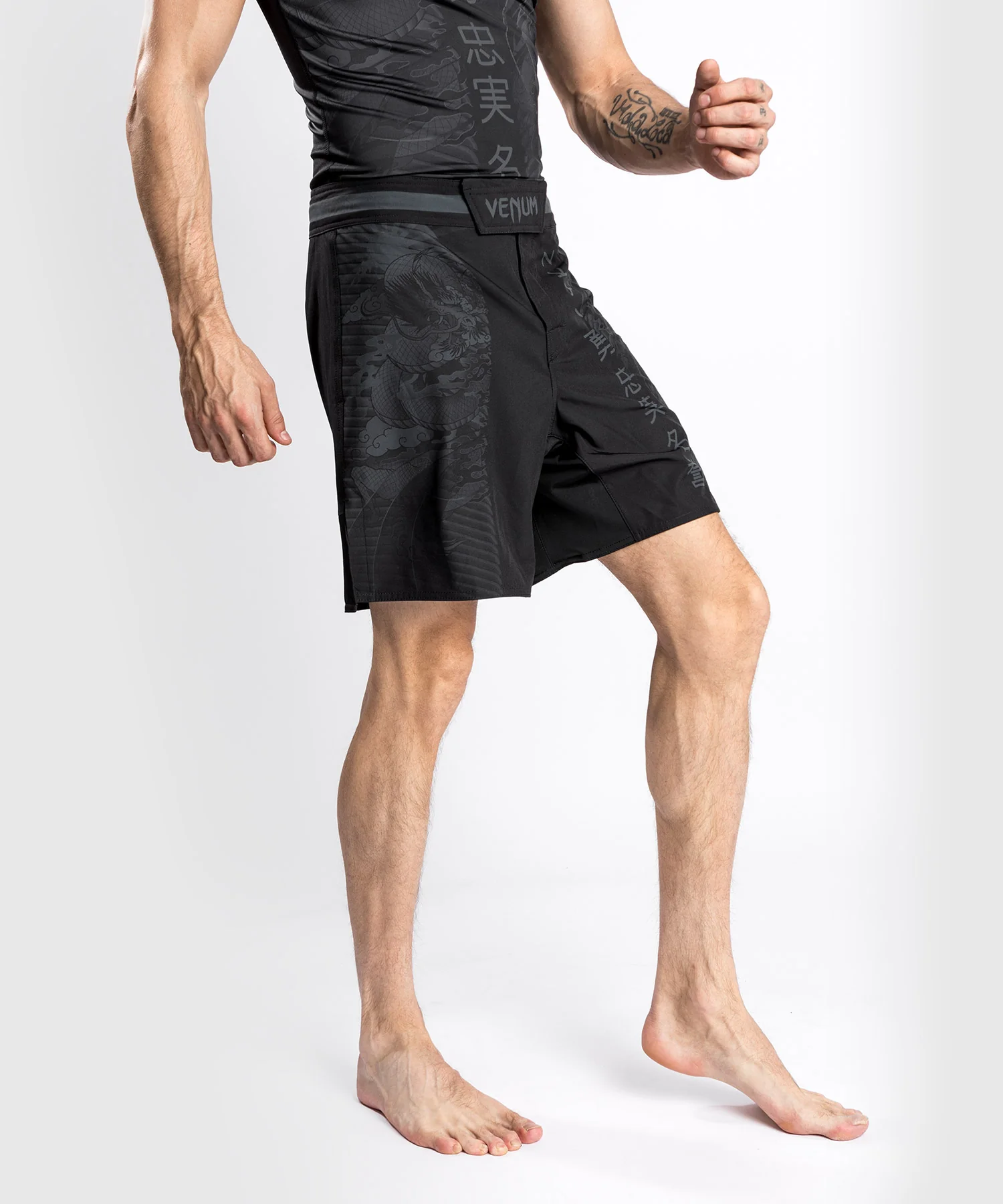 Venum YKZ21 Fightshort - Negro/Negro - Image 7