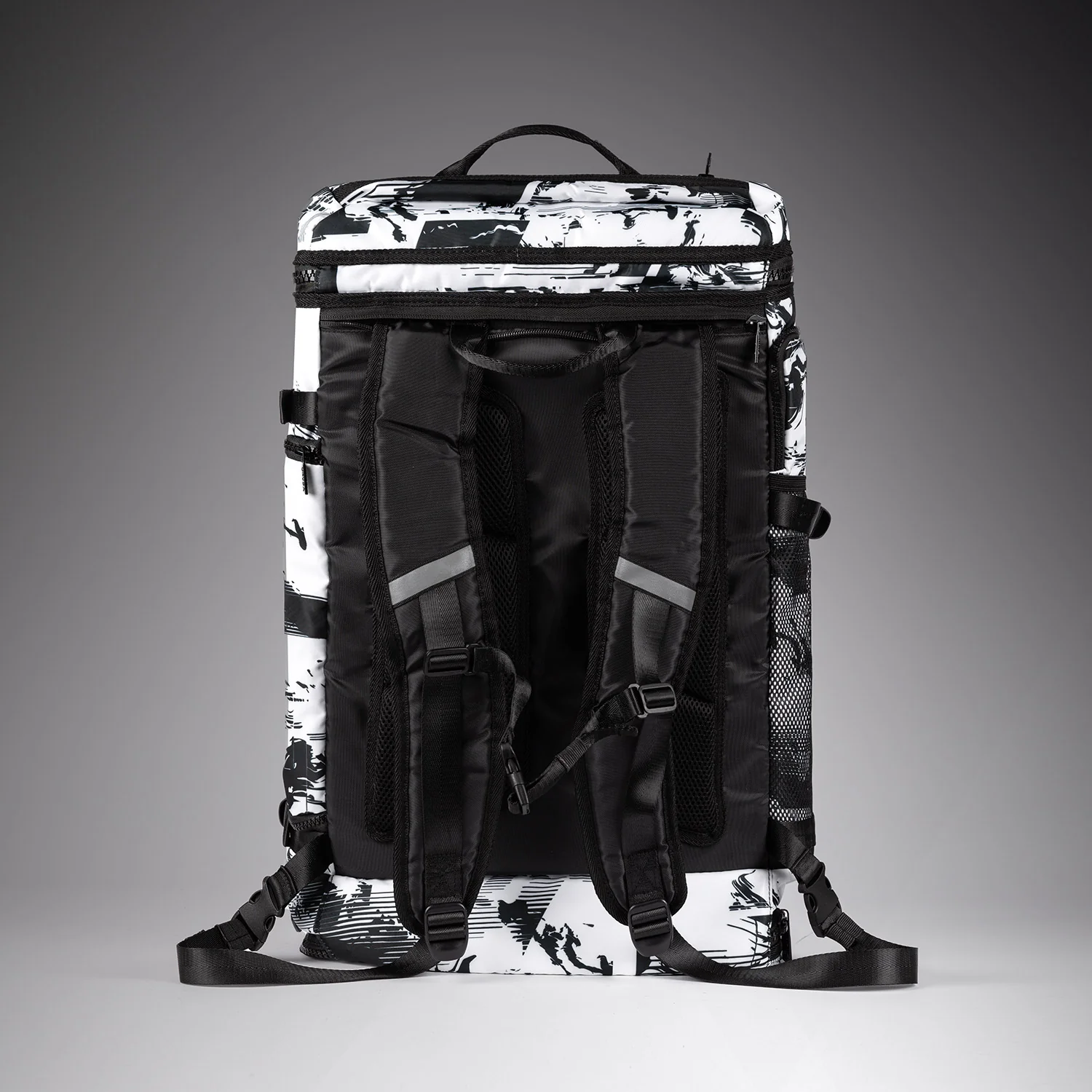 UFC Zenith by Venum Authentic Fight Week Bolsa de deporte - Blanca (48L) - Image 4