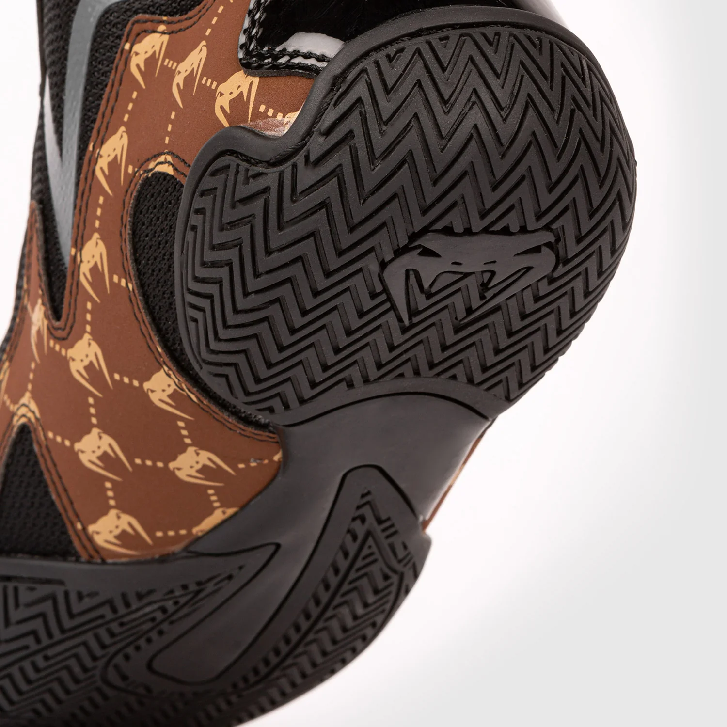 Zapatillas de boxeo Venum Elite Evo Monogram - Negro/Marrón - Image 2