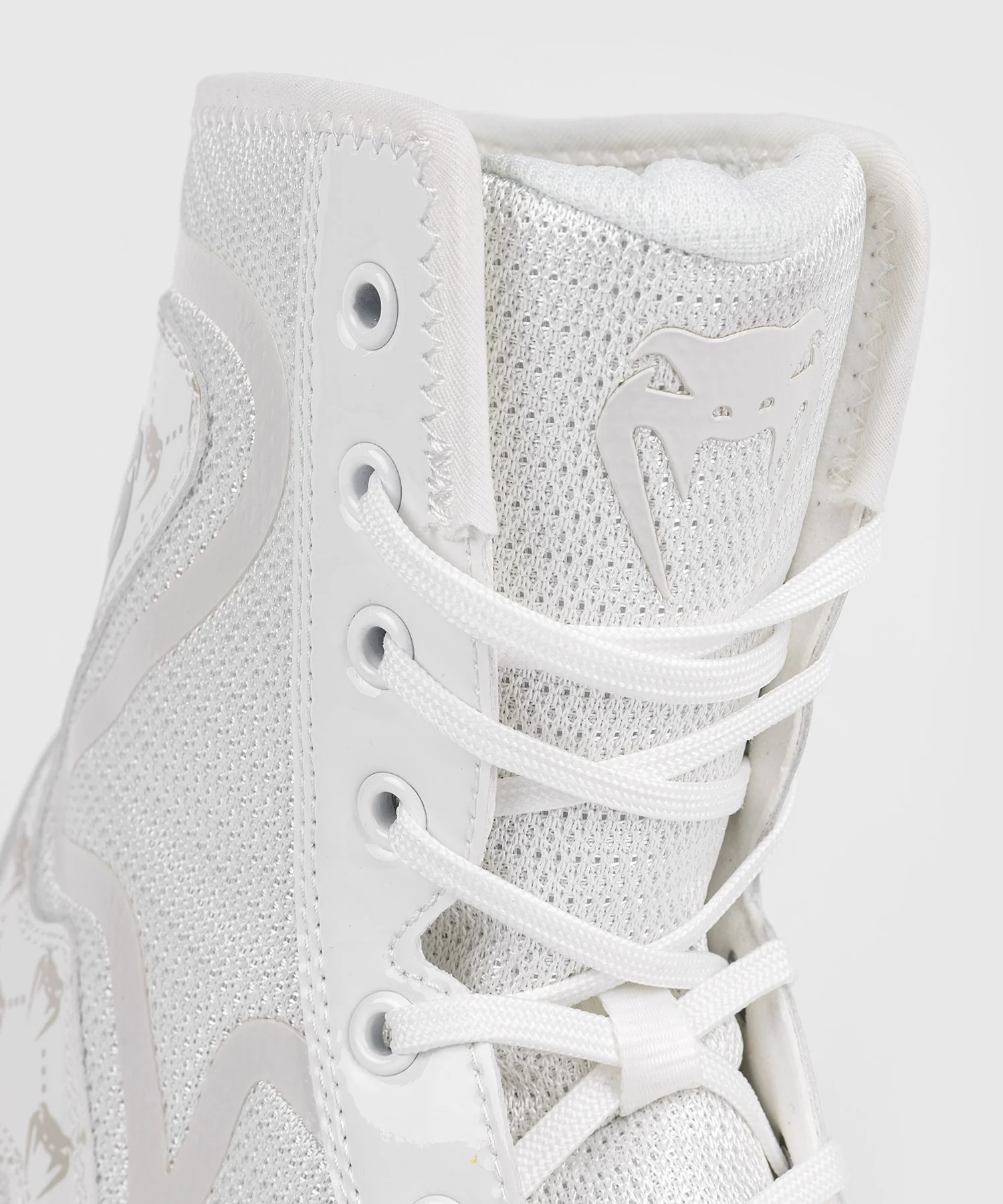 Zapatos de Boxeo Venum Elite Evo Monogram - Blanco/Blanco Hueso - Image 6