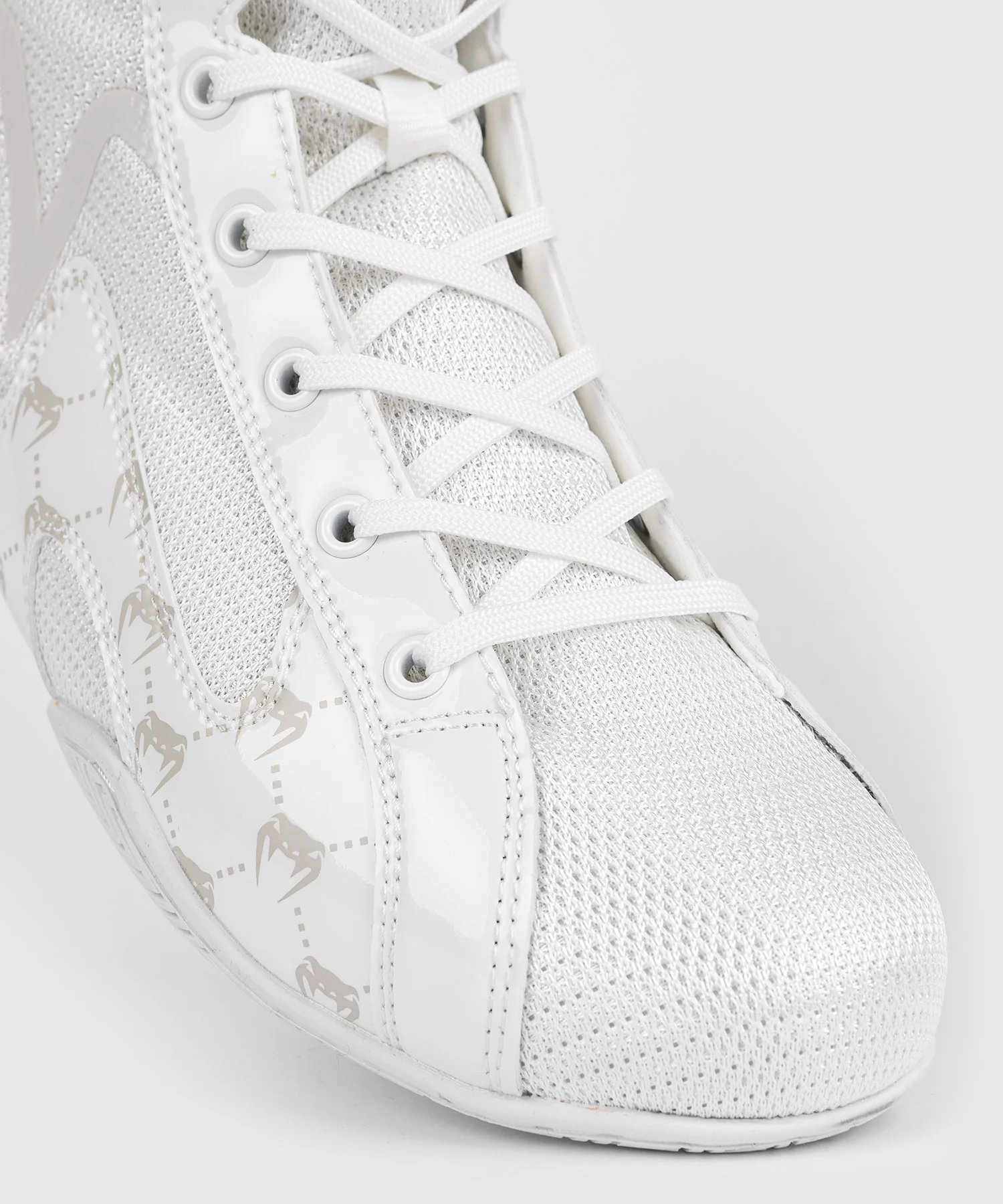Zapatos de Boxeo Venum Elite Evo Monogram - Blanco/Blanco Hueso - Image 7